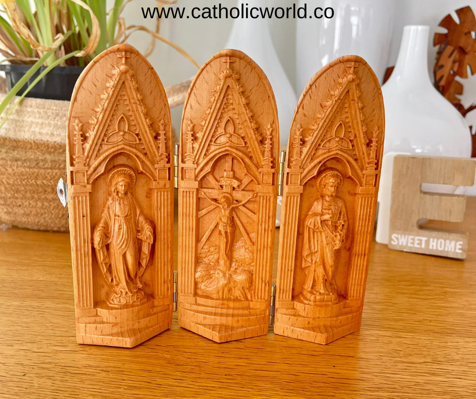 MN03 - Portable Holy Family Religious Icon Prayer Altar Catholic Virgin Jesus Joseph Catholic Statue Wooden Religious Gifts Prayer Supplies