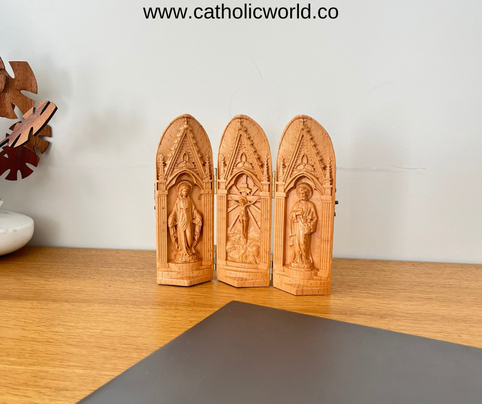 MN03 - Portable Holy Family Religious Icon Prayer Altar Catholic Virgin Jesus Joseph Catholic Statue Wooden Religious Gifts Prayer Supplies