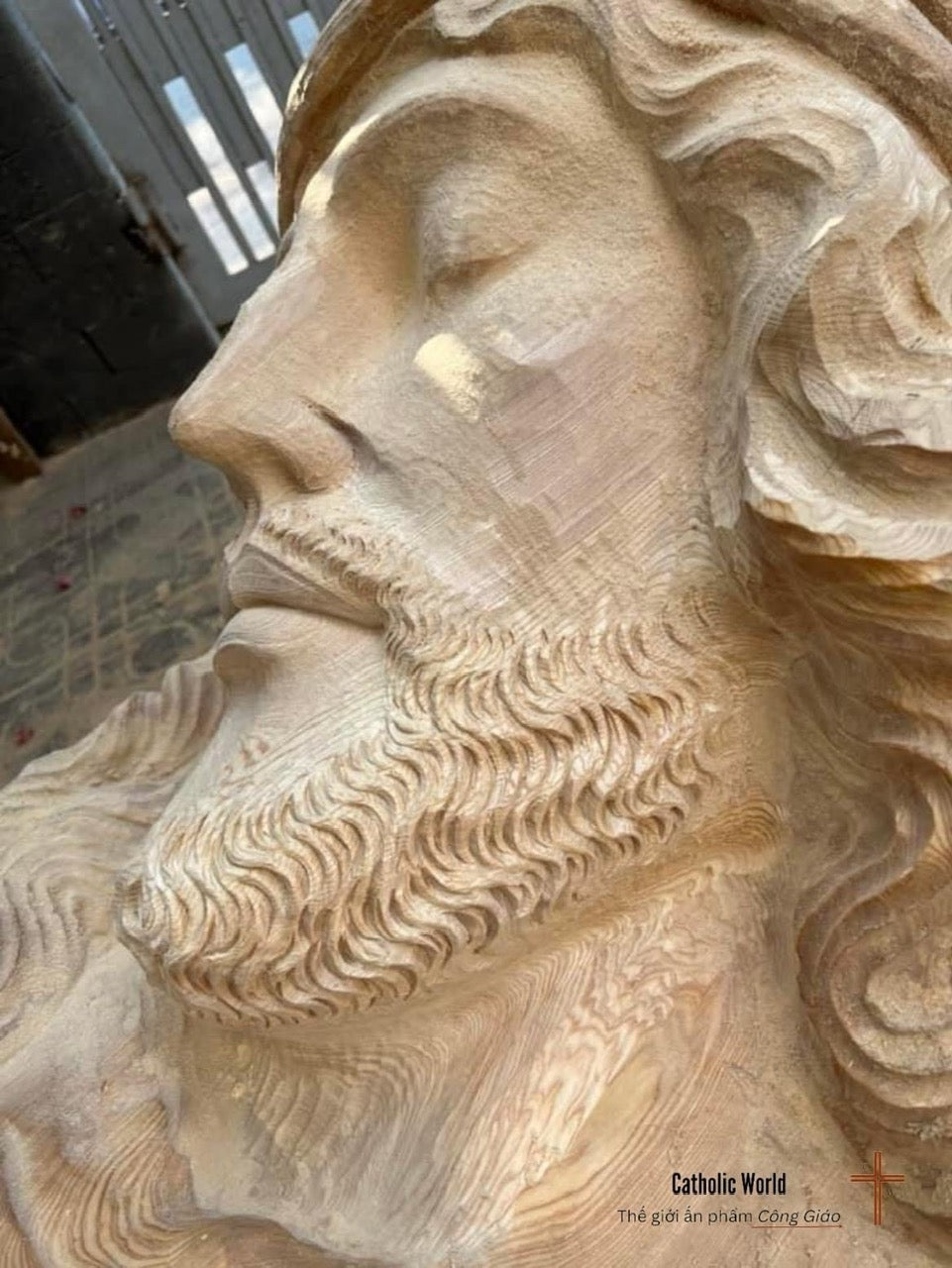 GJS01 - CHRIST & CRUCIFIX