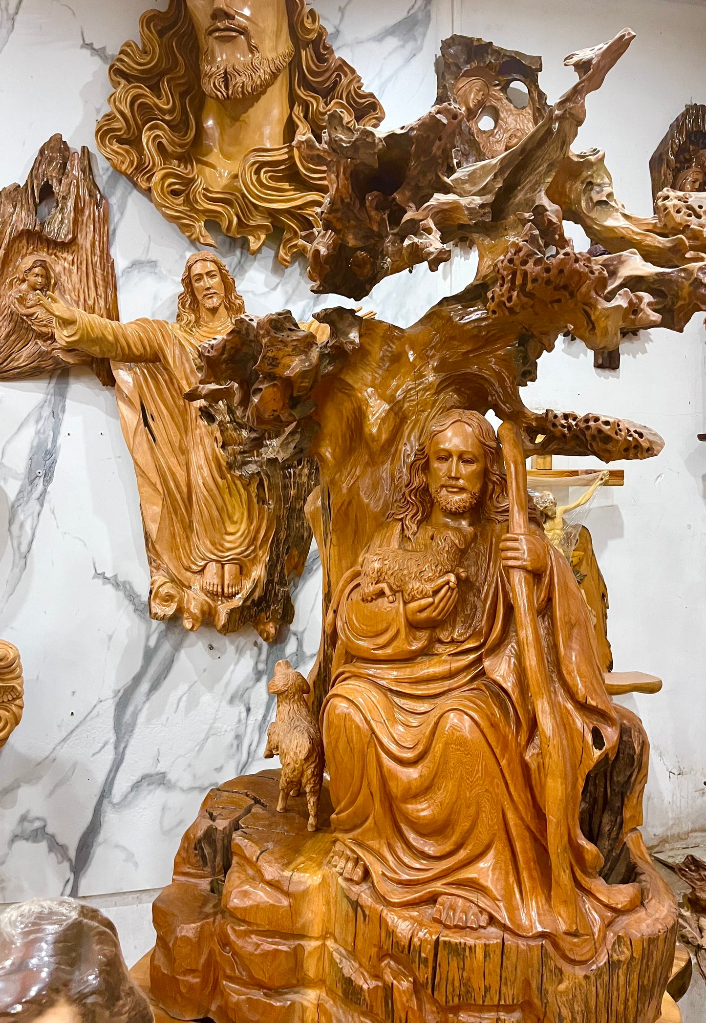 RY10 - NATURAL WOOD CARVED JESUS AND SHEEPS.