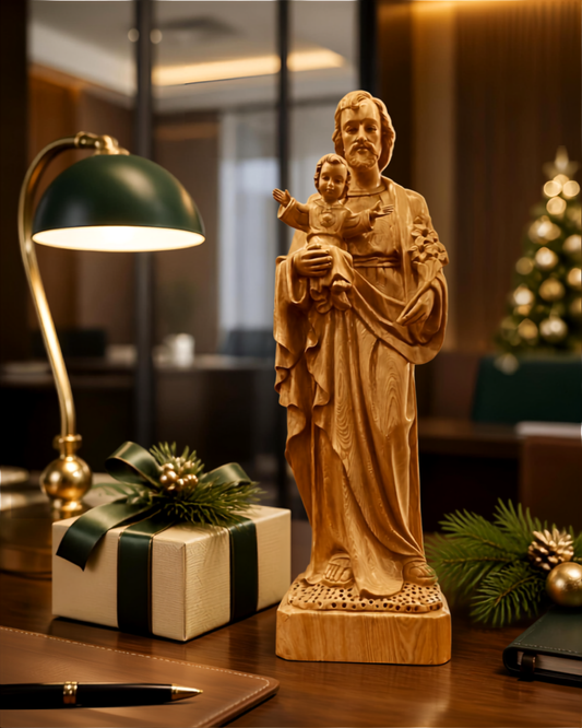 GGS02 - ST JOSEPH HOLDING BABY